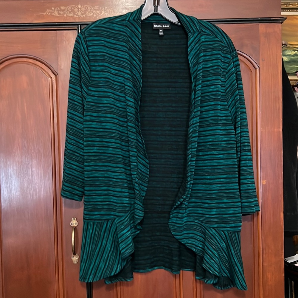 Fashion Bug Loose Open Striped  Peplum/Ruffle Cardigan Size XL